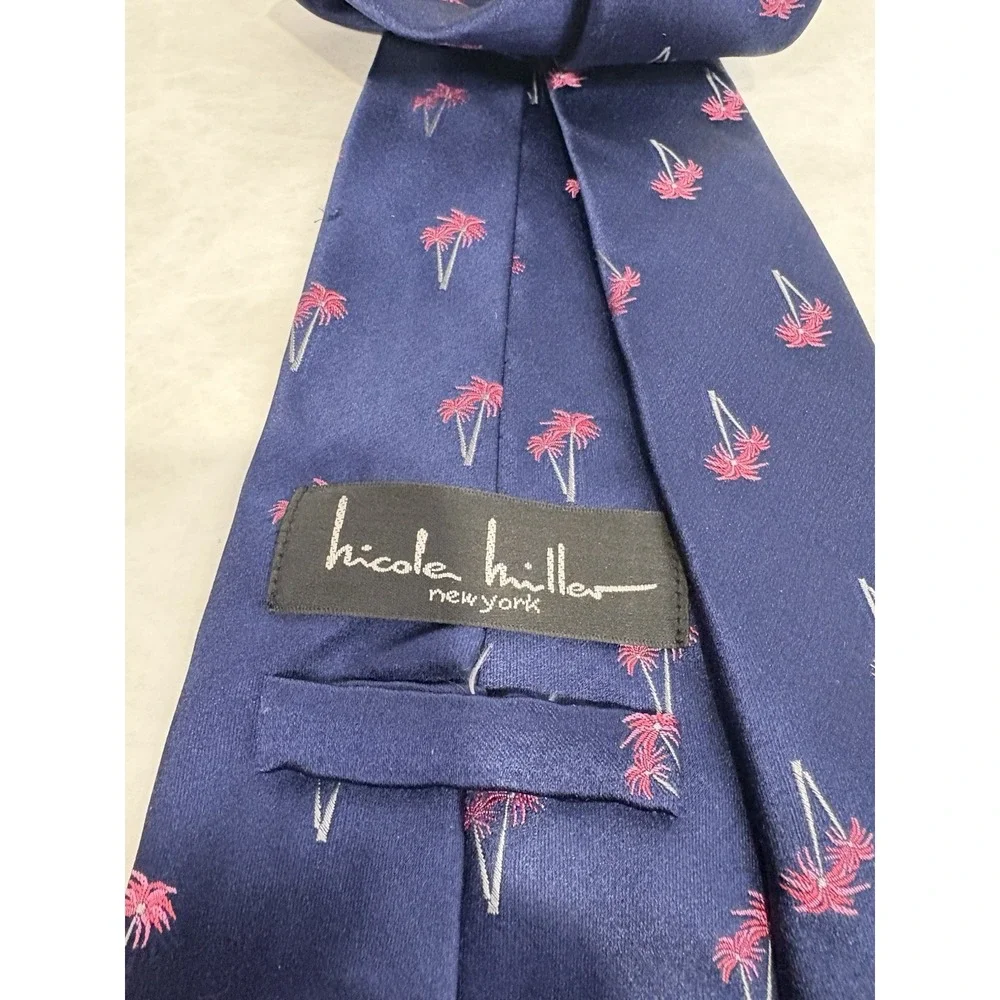 Nicole Miller New York Palm Tree Silk Tie Navy Blue Pink Novelty‎ Necktie Beach